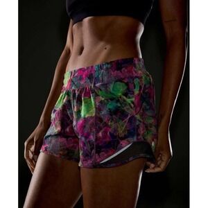 Lululemon Hotty Hot Low-Rise Lined Short 4" NWT